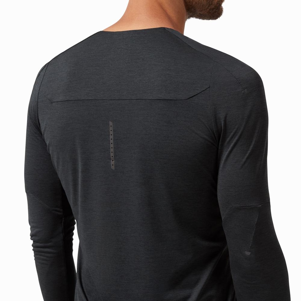 Camiseta On Performance Long Hombre Negros | 18NYGXHDM