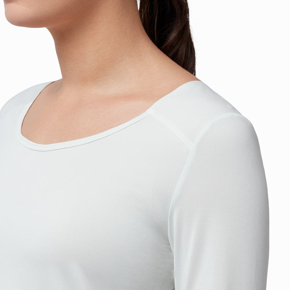 Camiseta On Performance Long Mujer Blancos | 79JNRGAFL